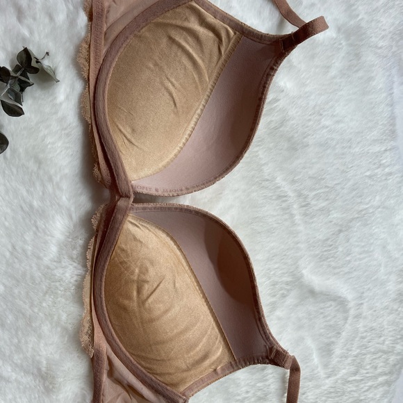Victoria’s Secret Biofit Push-Up Bra - 34C - Picture 5 of 8